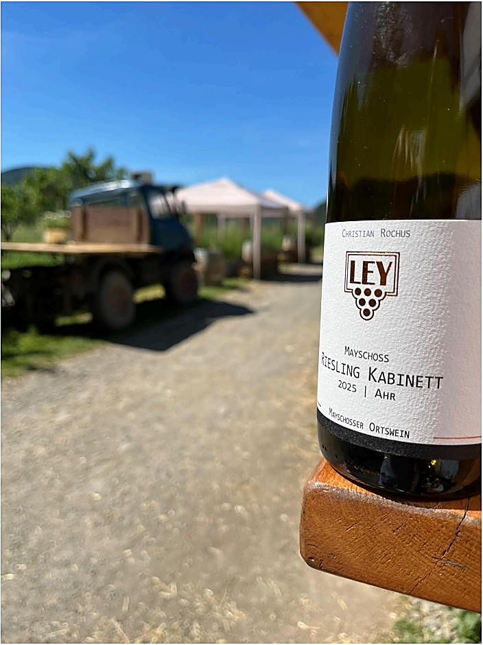 Flasche Mayschoss Riesling Kabinett 2025